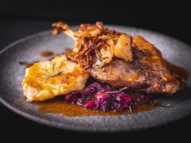 Traditionelles Martins-Gans-Essen